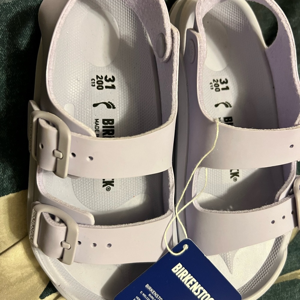 NWT little girls Size 31 Birkenstock Lavender Mogami Sandals